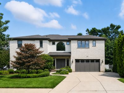 2136 Brentwood Rd