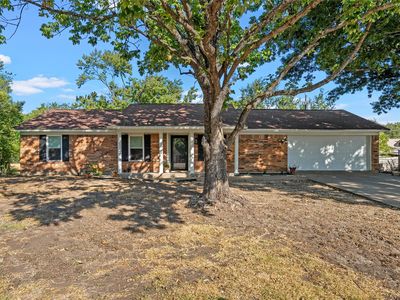 7113 Oxford Dr