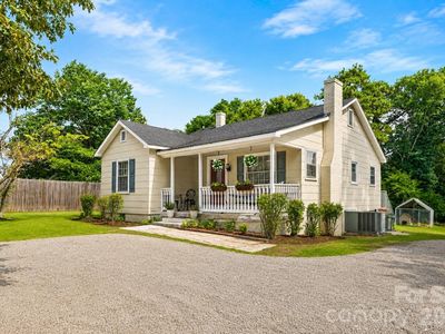 1487 Flat Creek Rd