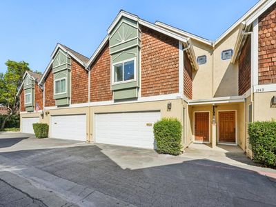 1741 Abington Ct