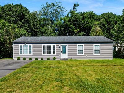 411 Cedarbrook Cres