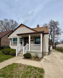 305 Devillen Ave