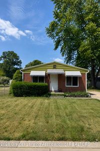 3812 Burchfield Dr