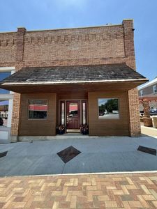 521 W Main St