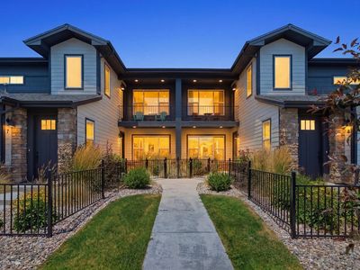 832 Schlagel St #4