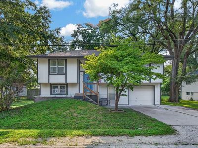 Property at 302 N Clark St, Kearney, MO