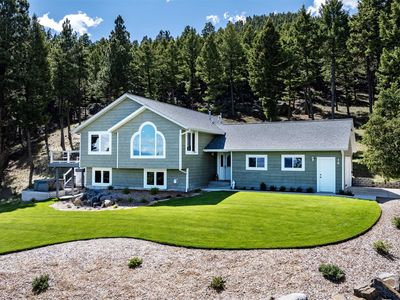 16 Evergreen Ct