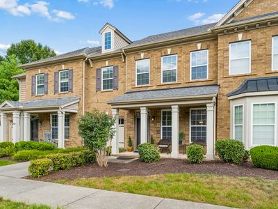 2058 Traemoor Village Dr
