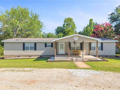 102 Pitts Rd