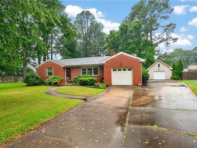 4833 Colonial Ln