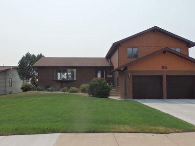 808 Grizzly Dr