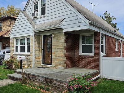 35 Irving Ave