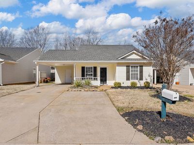 810 W Emerald Springs Dr