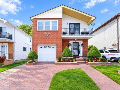 77 Furness Pl