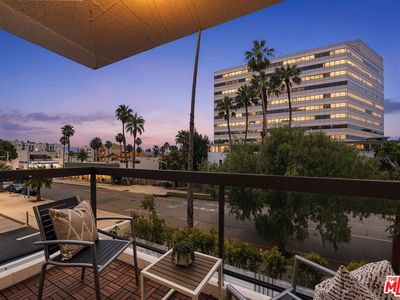1133 5th St APT 204