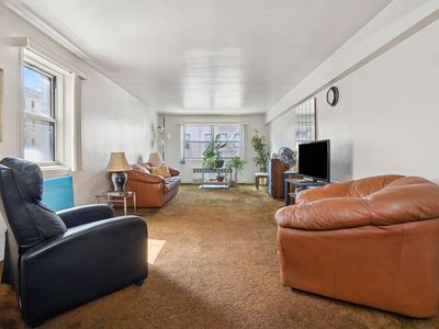 1010 Sherman Ave APT 5L