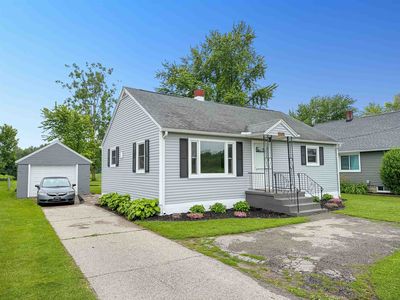 2201 W Midland Rd