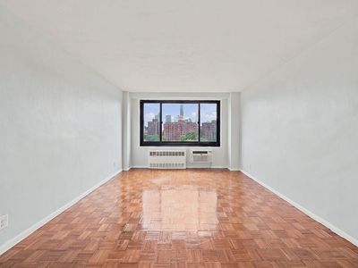 185 Hall St APT 1010