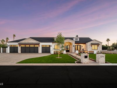 6711 E JENAN Drive
