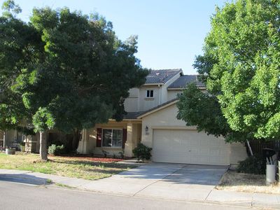 Property at 2834 Cherry Tree Ln, Madera, CA