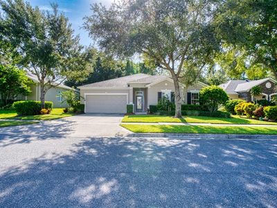 2451 Pickford Cir