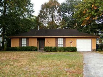 1013 Debbie Street