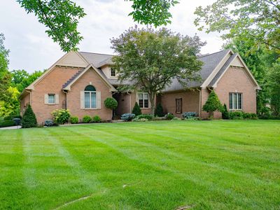 1851 Broadleaf Ct
