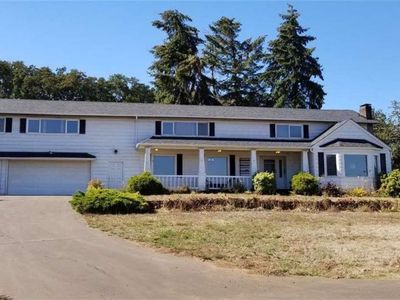 11523 Summit Loop SE