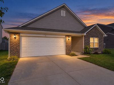 6822 Trey Dr