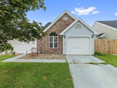 2521 Lake Point