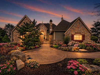 873 Tallgrass DRIVE