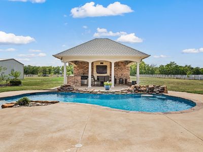 13425 Willow Creek Dr