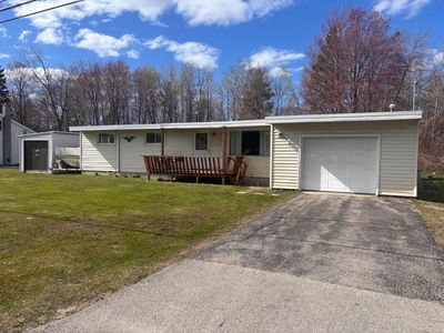 1098 Wayne Rd