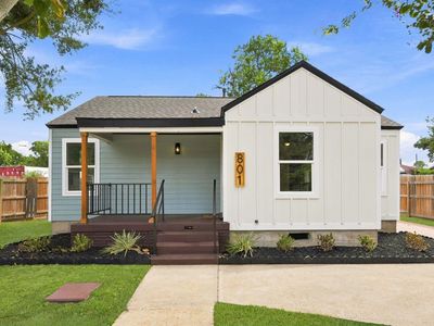 801 E Defee Ave