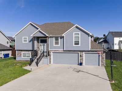928 N Oak Ter
