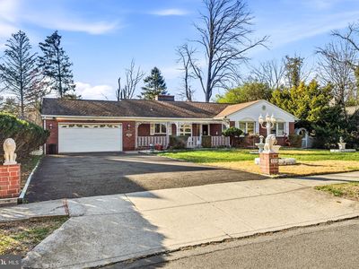 133 Cornwall Ave