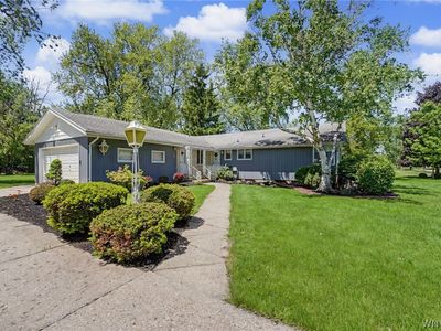 249 W Maplemere Rd