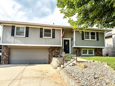 560 Elm St