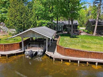 3327 Lynn Dr