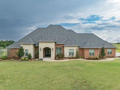 19414 Abigail Dr