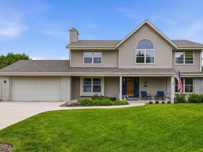 W171N10218 Wildrose LANE