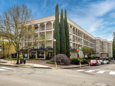 10129 Main Street UNIT 405