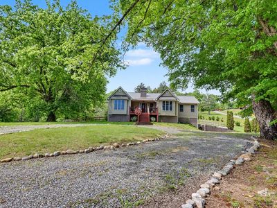 12 Chastain Rd