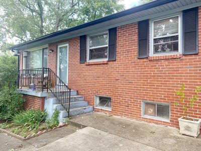 701 Yowell Ave