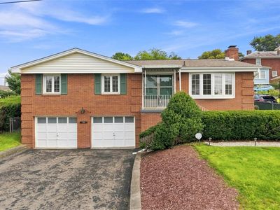 102 Braun St