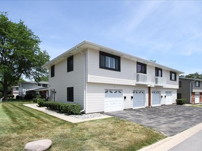 123 Fairlane Ct APT A