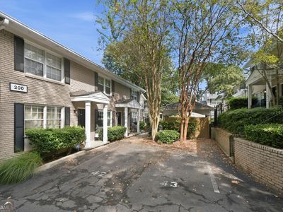 2232 Dunseath Ave NW APT 203