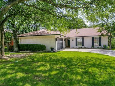 204 Tharp Dr