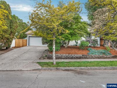 5465 Red Leaf Dr S