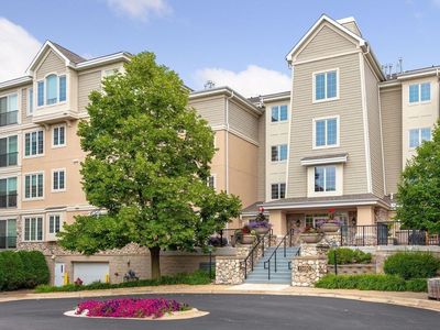 11472 Fairfield Rd W Unit 106